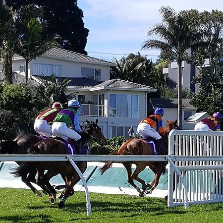 דירות אוקלנד Racecourse Deluxe מראה חיצוני תמונה